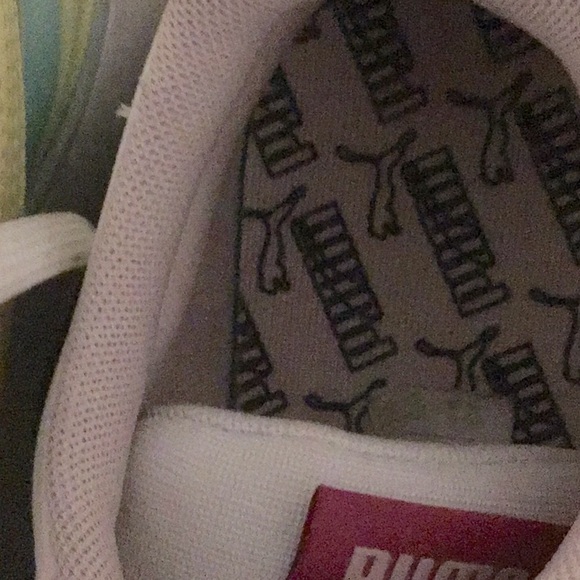 Cute Puma Sneakers ✨ - Picture 5 of 5